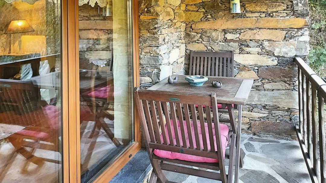 A Casa Da Natalia Pensionat Cha de Alvares Eksteriør billede